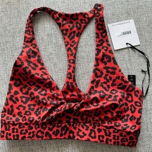 Beach riot twist keyhole sports bra top leopard print